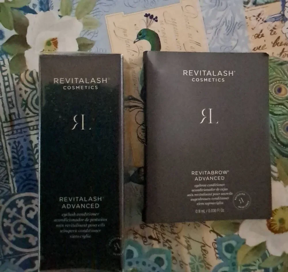 New & Sealed~Revitalash Advanced & Revitabrow Advanced Bundle